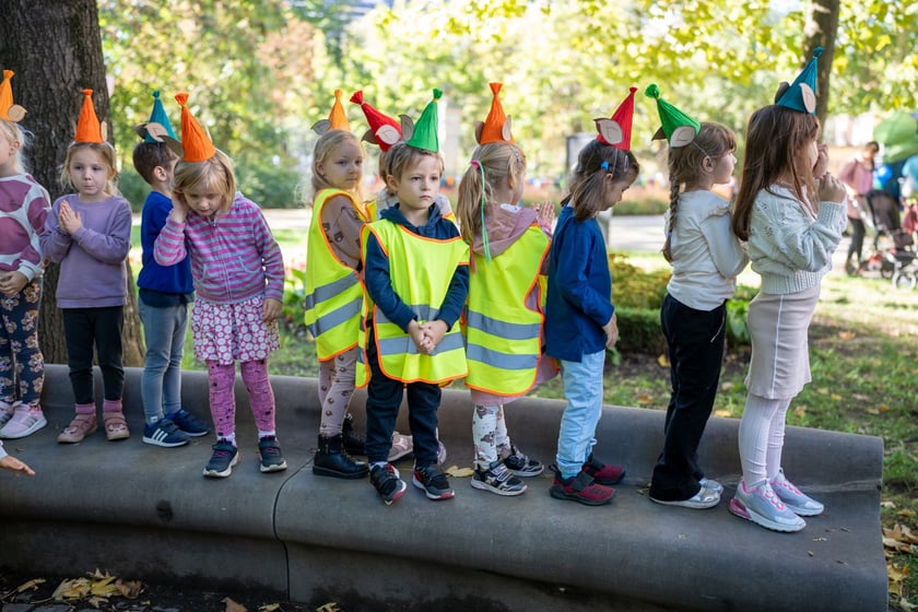 Parada na Wrocławskim Festiwalu Krasnoludków 2024