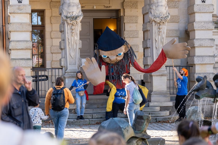 Parada na Wrocławskim Festiwalu Krasnoludków 2024