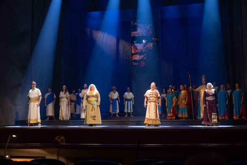 Pr&oacute;ba do spektaklu &bdquo;Nabucco&rdquo; w Operze Wrocławskiej