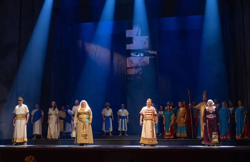 Pr&oacute;ba do spektaklu &bdquo;Nabucco&rdquo; w Operze Wrocławskiej