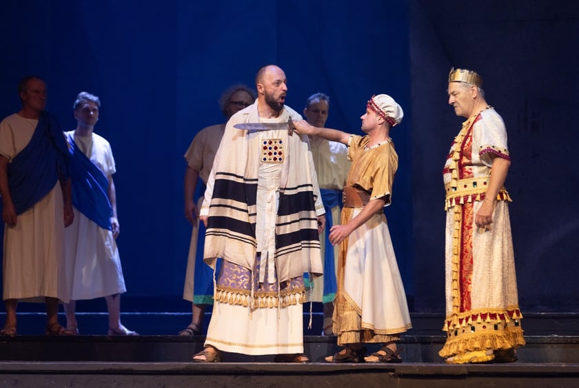 Pr&oacute;ba do spektaklu &bdquo;Nabucco&rdquo; w Operze Wrocławskiej