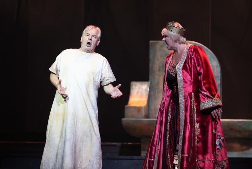 Pr&oacute;ba do spektaklu &bdquo;Nabucco&rdquo; w Operze Wrocławskiej