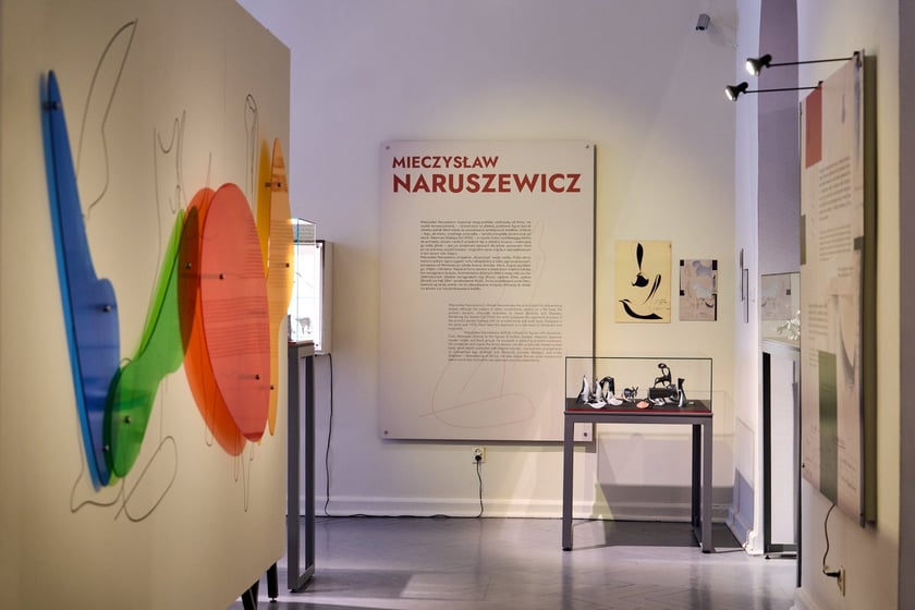 Wystawa &bdquo;Wielka czw&oacute;rka i inni. Ceramiczna rzeźba kameralna w PRL-u&rdquo; w Muzeum Narodowym do 23 lutego 2025