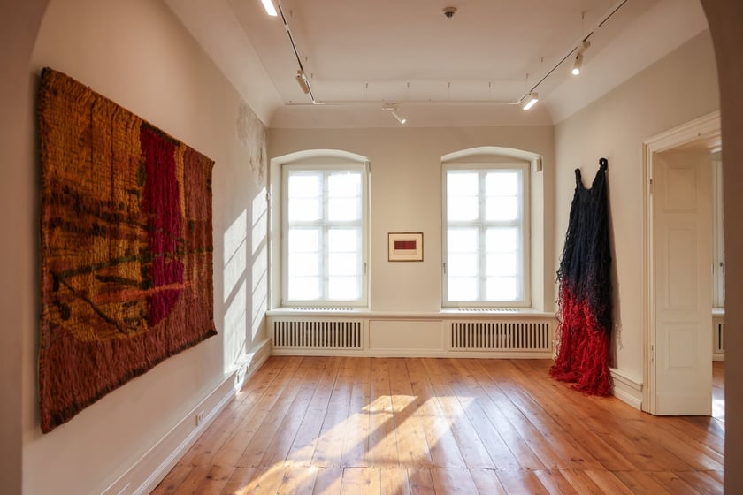 Wystawa &bdquo;Common Threads&rdquo; w OP ENHEIM do 24 listopada. To wyjątkowa prezentacja sztuki wł&oacute;kna.&nbsp;