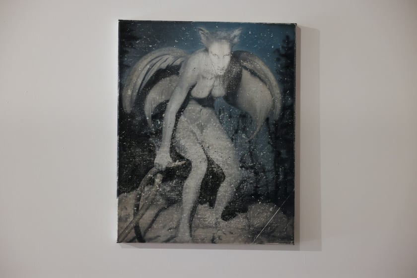 Zdjęcie z wystawy "Świątynia Baśni" w galerii BWA Wrocław Główny