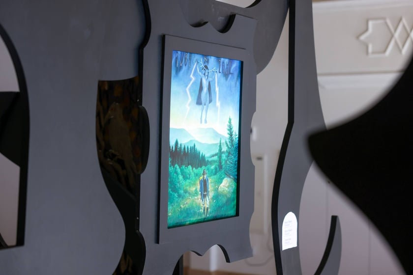 Zdjęcie z wystawy "Świątynia Baśni" w galerii BWA Wrocław Główny