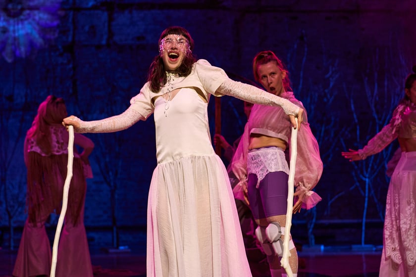 Próba do premiery przedstawienia „Stado. W środku jesteśmy baśnią” w WTP