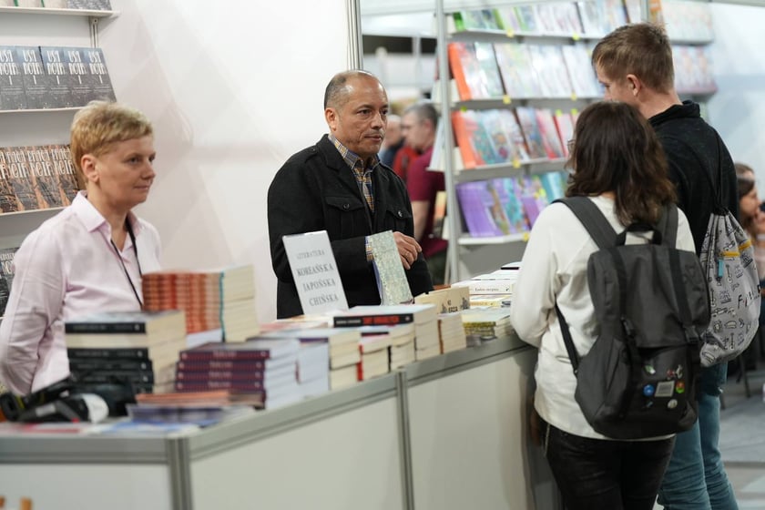 32. Wrocławskie Targi Dobrych Książek w Hali Stulecia do niedzieli 8 grudnia