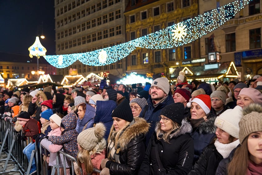 Spektakl "Królowa Śniegu" można było zobaczyć na żywo w niedzielny wieczór - 8 grudnia