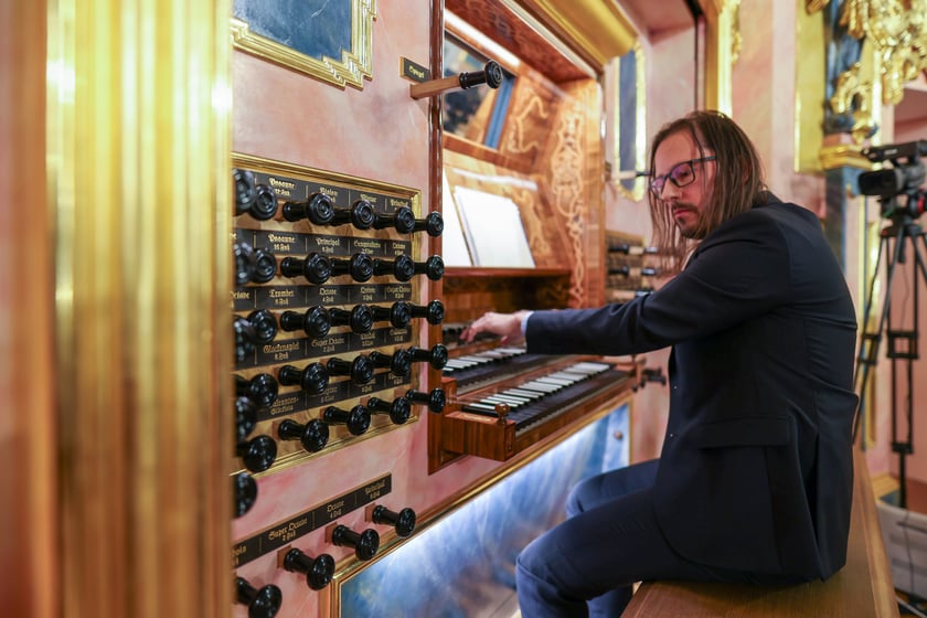 Trzecia rocznica odbudowania organ&oacute;w Englera i koncert
