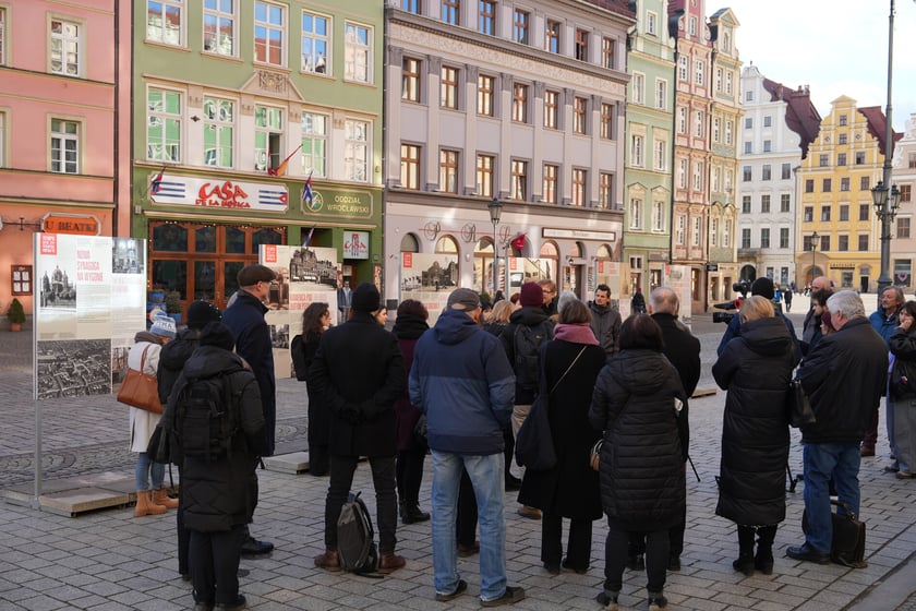 Wystawa plenerowa pod tytułem (Od)nowa. Miasto przeobrażone. Wrocław ’45, wernisaż
