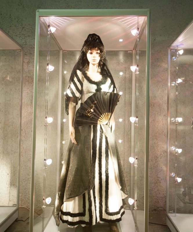 Suknia Beaty Tyszkiewicz z &bdquo;Rękopisu znalezionego w Saragossie&rdquo;