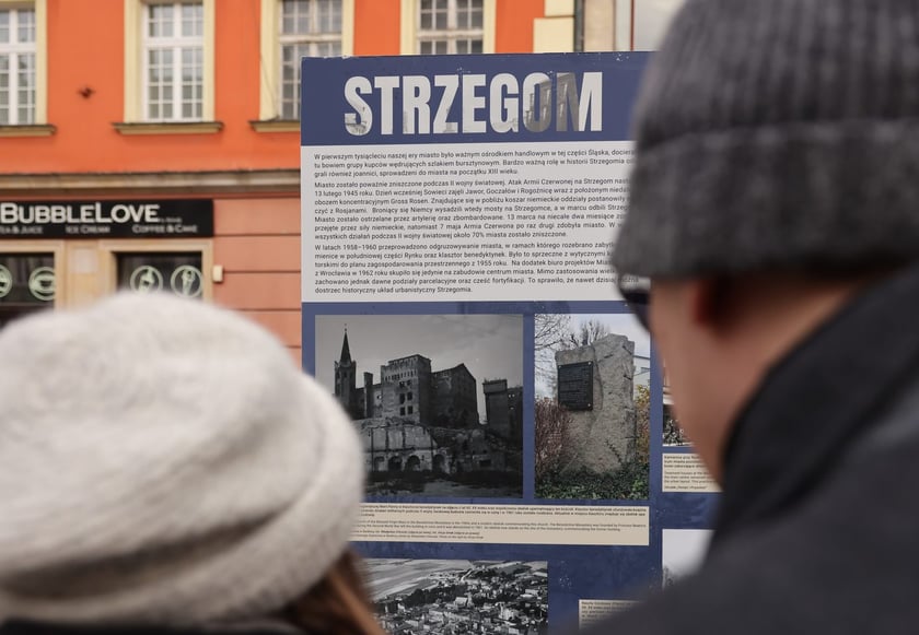 Wystawa plenerowa &bdquo;Amputacja czy rekonstrukcja. Miasta południowo-zachodniej Polski po 1945 roku&rdquo; w rynku do 11 marca.&nbsp;