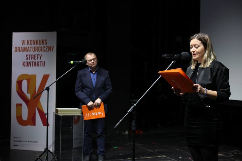 Gala wręczenia nagr&oacute;d w VI edycji Konkursu Strefy Kontaktu we Wrocławskim Teatrze Wsp&oacute;łczesnym
