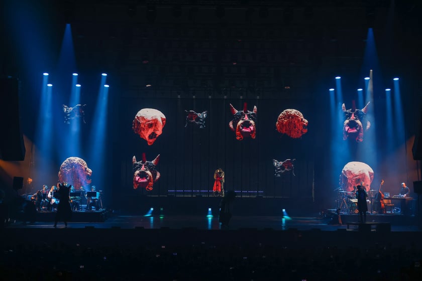 Widowisko "Chłopi Tańcuj Remixed" w Hali Stulecia