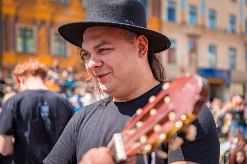 Gitarowy Rekord Świata 2025 na wrocławskim rynku