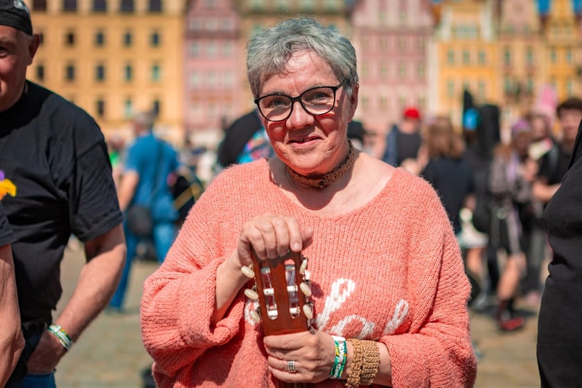 Gitarowy Rekord Świata 2025 na wrocławskim rynku