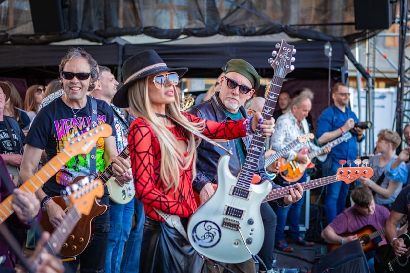 Gitarowy Rekord Świata 2025 na wrocławskim rynku
