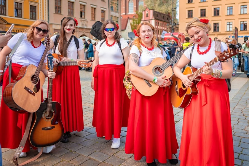 Gitarowy Rekord Świata 2025 na wrocławskim rynku