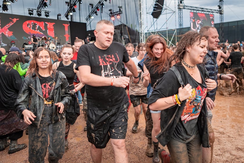 Ostatni dzień 3-Maj&oacute;wki, na scenach m.in.: Kult, Nocny Kochanek, The Rumjacks, KSU, Mrozu