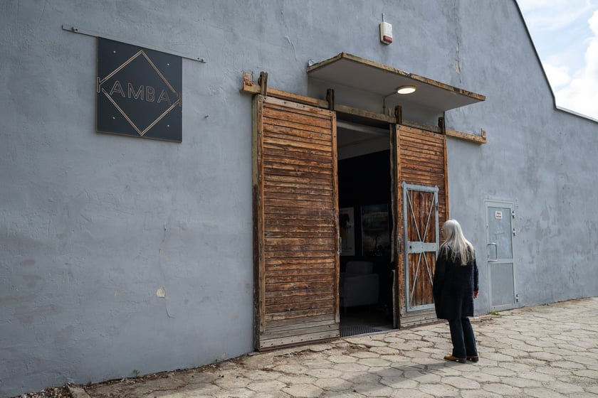 Otwarcie Teatru KAMBAK i próba generalna spektaklu Piękna i Bestia