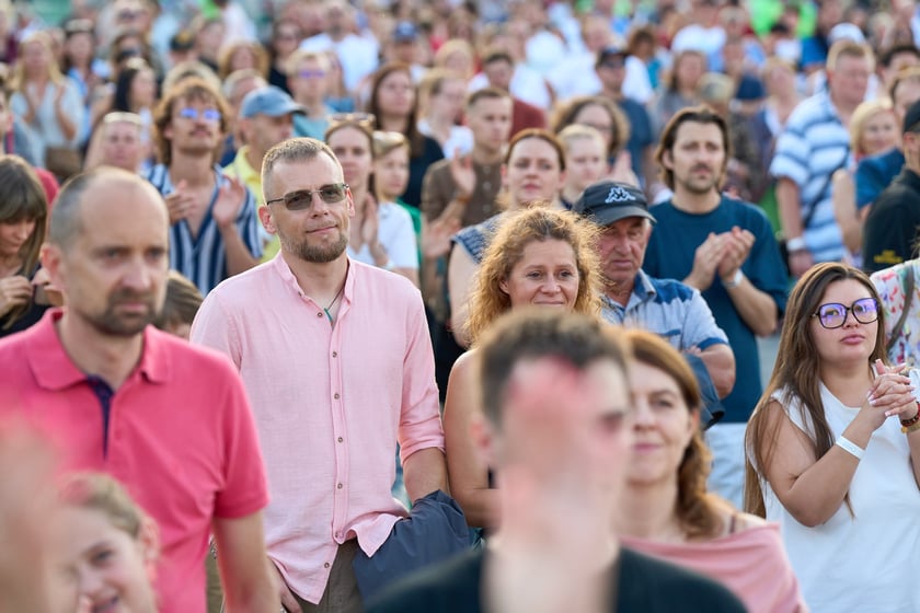 Koncert ZAZ i Sary James na pl. Wolności z okazji Święta Wrocławia