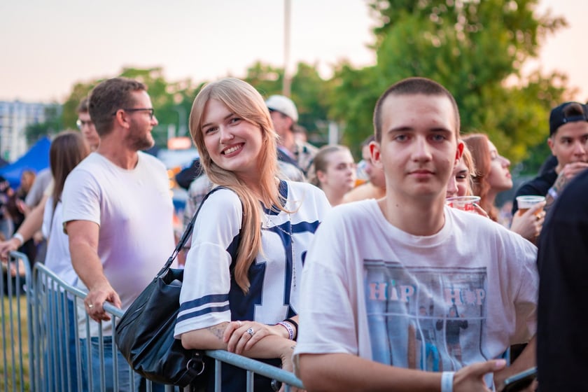 Na zdjęciach sobotni wiecz&oacute;r (19 lipca) na Festiwalu WROsound