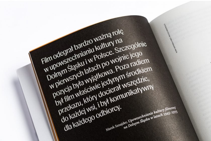 Książka &bdquo;Te wszystkie Raje, Zrywy i Jutrzenki. O małych kinach na Dolnym Śląsku&rdquo; ukazała się w lipcu nakładem wrocławskiego Wydawnictwa Warstwy