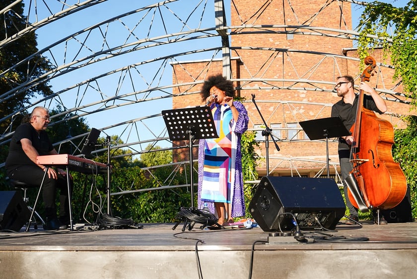 Koncert z cyklu Muzyczne Parki Wrocławia - Sępolno, Emose Uhunmwangho, 24 sierpnia