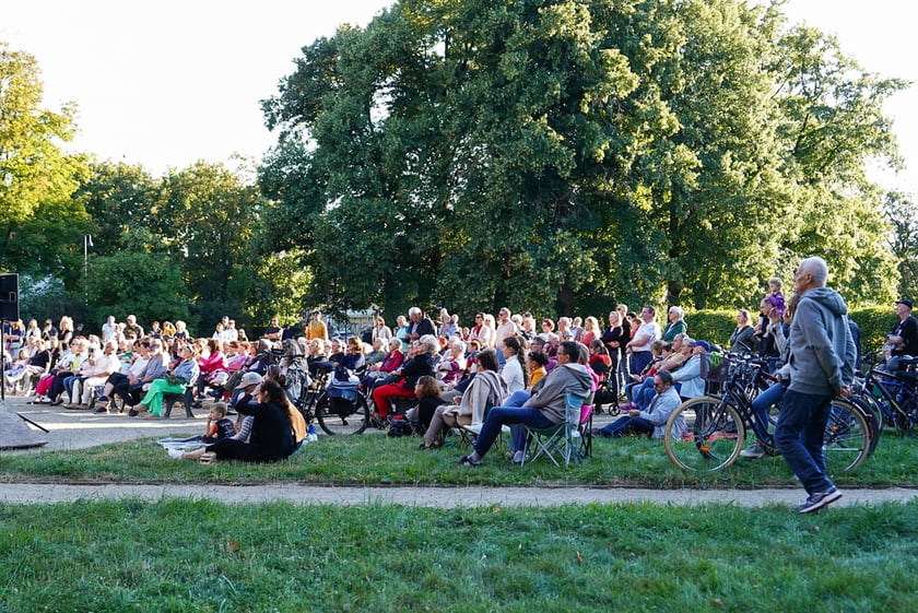 Koncert z cyklu Muzyczne Parki Wrocławia - Sępolno, Emose Uhunmwangho, 24 sierpnia