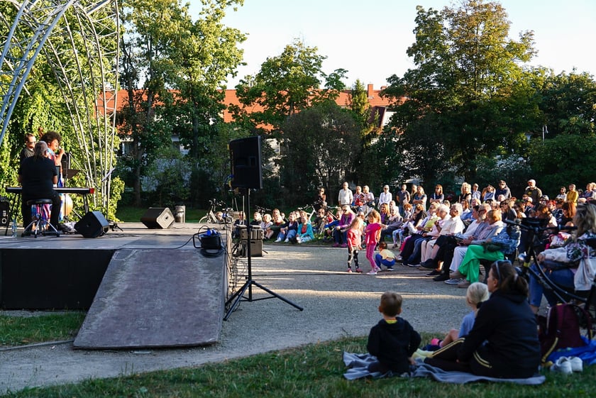 Koncert z cyklu Muzyczne Parki Wrocławia - Sępolno, Emose Uhunmwangho, 24 sierpnia