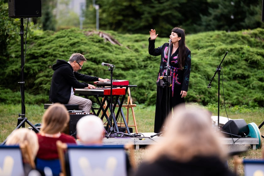 Koncert Kasi Pakosy i Roberta Jarmużka w parku Grabiszyńskim, 5 września 2025