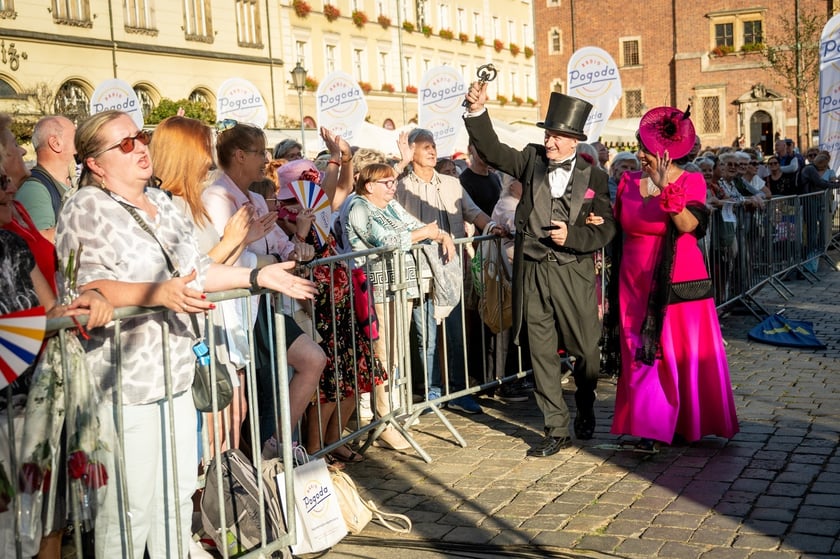 Koncert Eleni podczas Wrocławskich Dni Seniora na wrocławskim rynku&nbsp;