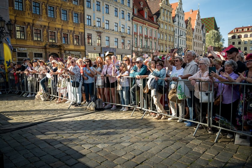 Koncert Eleni podczas Wrocławskich Dni Seniora na wrocławskim rynku&nbsp;