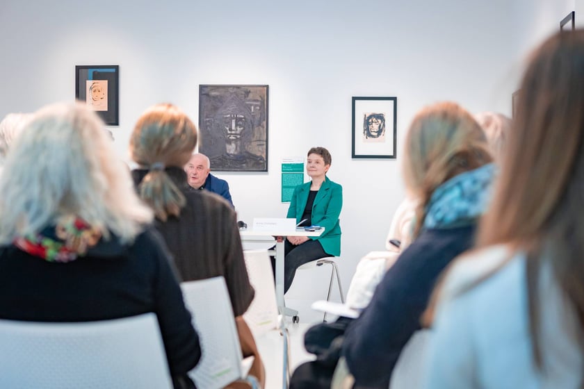 Wystawa poświęcona Waldemarowi Cwenarskiemu w Pawilonie Czterech Kopuł tuż przed otwarciem