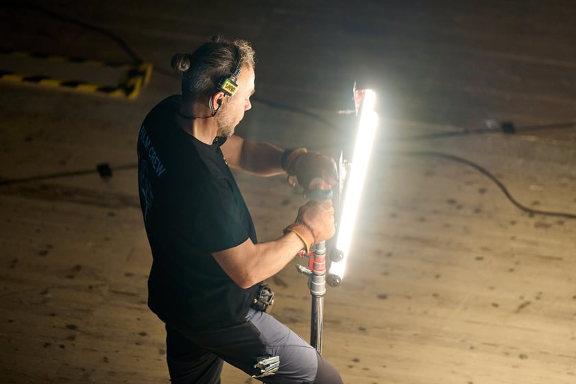 Wytw&oacute;rnia Film&oacute;w Fabularnych we Wrocławiu - studio "B", plan filmu "1949" w reż. Pawła Pawlikowskiego