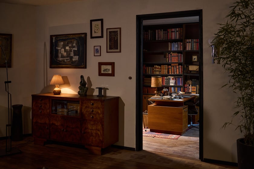 Wytw&oacute;rnia Film&oacute;w Fabularnych we Wrocławiu - studio "B", plan filmu "1949" w reż. Pawła Pawlikowskiego