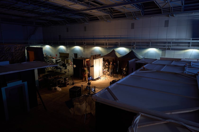 Wytw&oacute;rnia Film&oacute;w Fabularnych we Wrocławiu - studio "B", plan filmu "1949" w reż. Pawła Pawlikowskiego