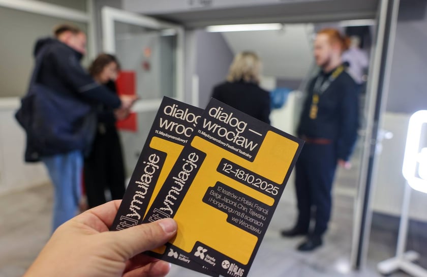 Pierwszy wiecz&oacute;r Festiwalu Dialog-Wrocław 2025