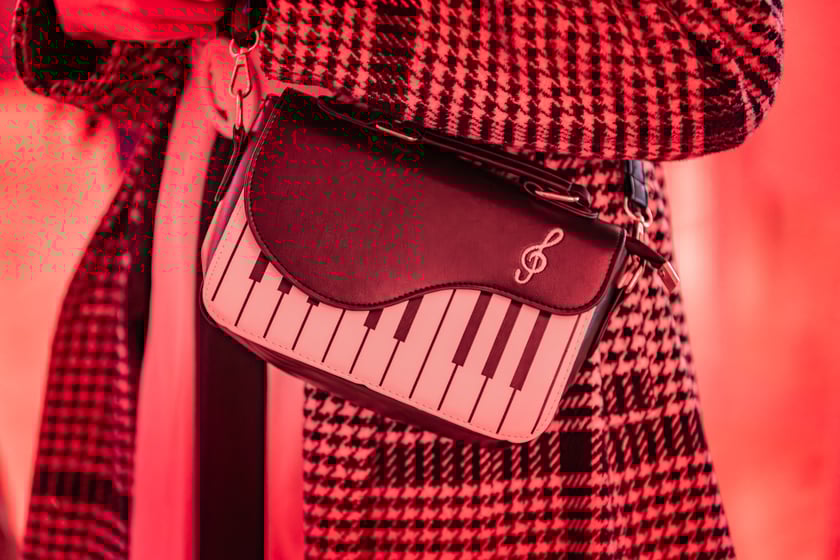 Strefa Melomana Konkursu Chopinowskiego w specjalnym pawilonie na pl. Społecznym przed dawnym Impartem&nbsp;