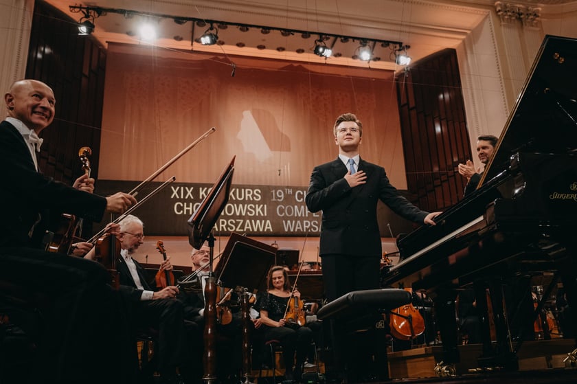 Piotr Alexewicz po wykonaniu koncertu podczas XIX Konkursu Chopinowskiego 