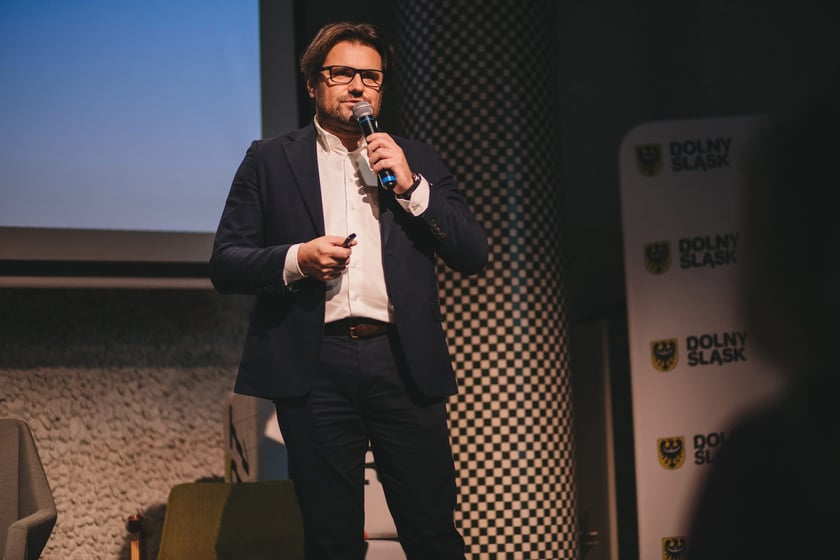 Na zdjęciu Jarosław Perduta, dyrektor Departamentu Kultury i Sportu UM Wrocławia