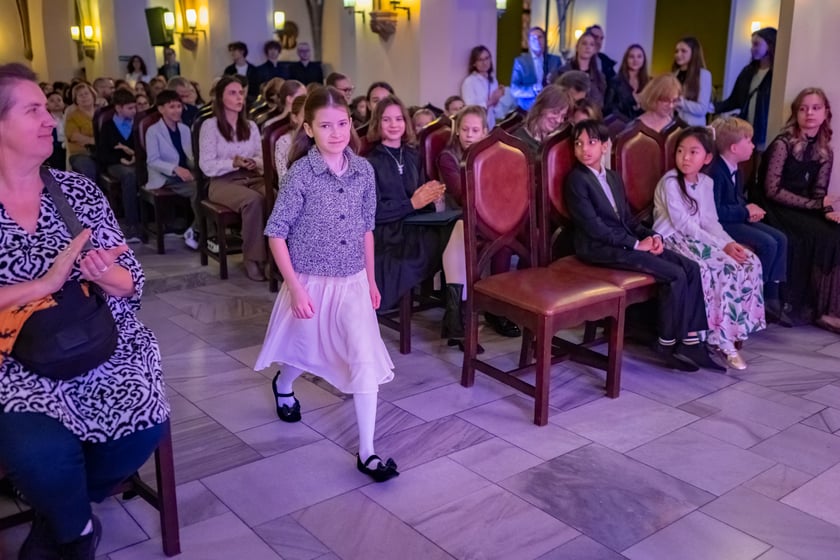 Uroczystość przyznania stypendi&oacute;w dla młodzieży wrocławskiej, uzdolnionej artystycznie