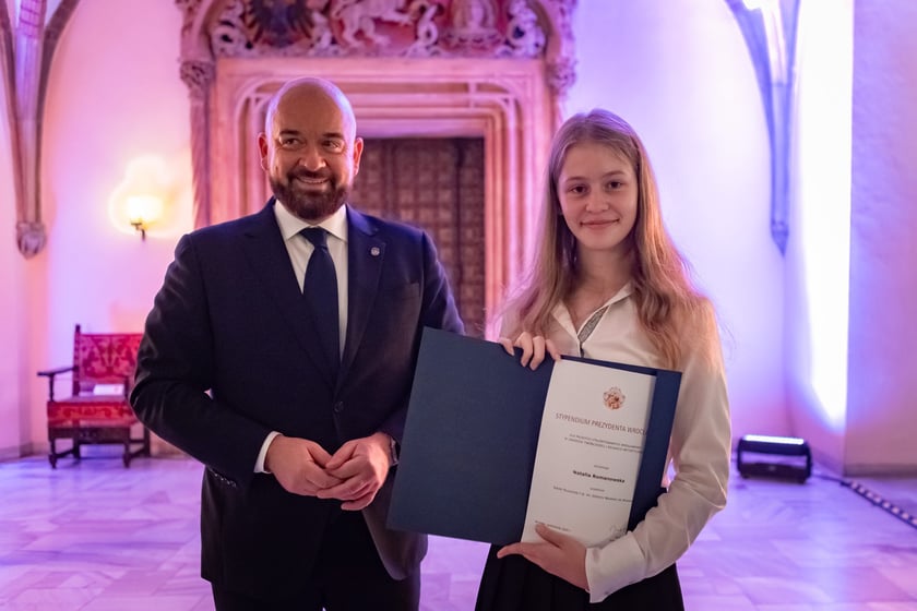 Uroczystość przyznania stypendi&oacute;w dla młodzieży wrocławskiej, uzdolnionej artystycznie