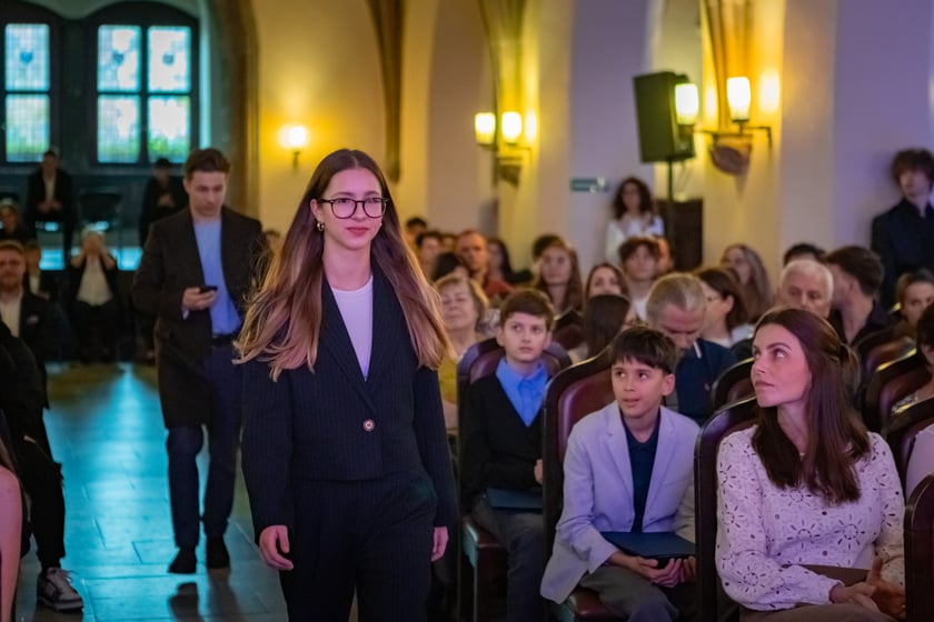 Uroczystość przyznania stypendi&oacute;w dla młodzieży wrocławskiej, uzdolnionej artystycznie