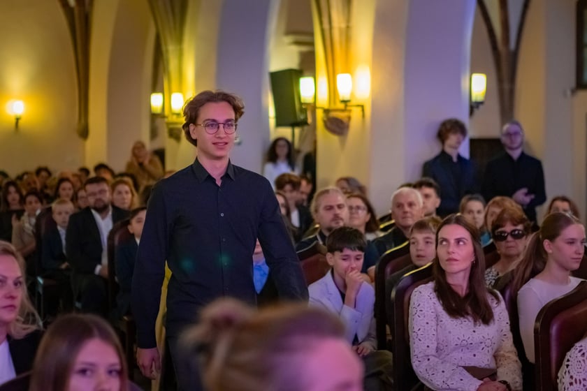 Uroczystość przyznania stypendi&oacute;w dla młodzieży wrocławskiej, uzdolnionej artystycznie