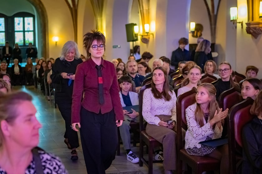 Uroczystość przyznania stypendi&oacute;w dla młodzieży wrocławskiej, uzdolnionej artystycznie