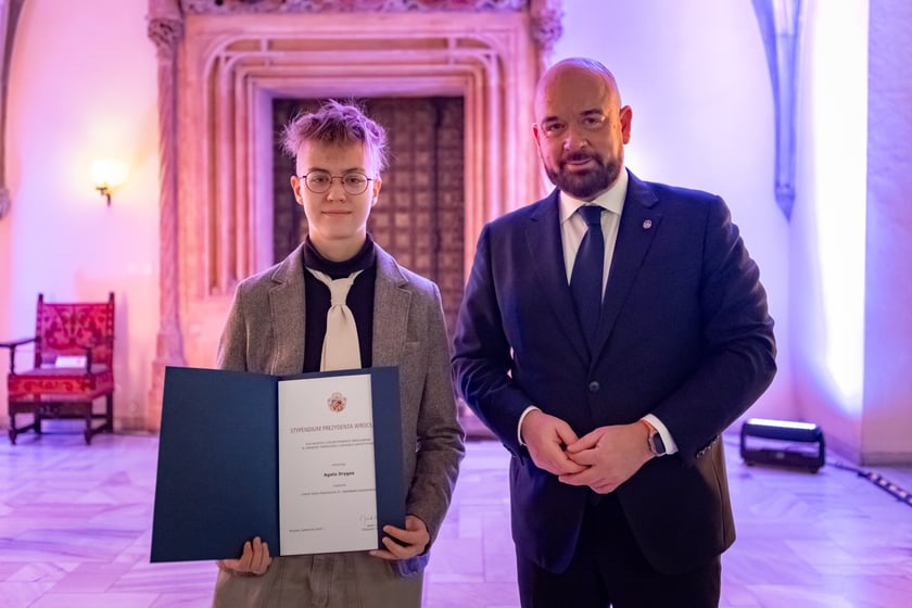 Uroczystość przyznania stypendi&oacute;w dla młodzieży wrocławskiej, uzdolnionej artystycznie