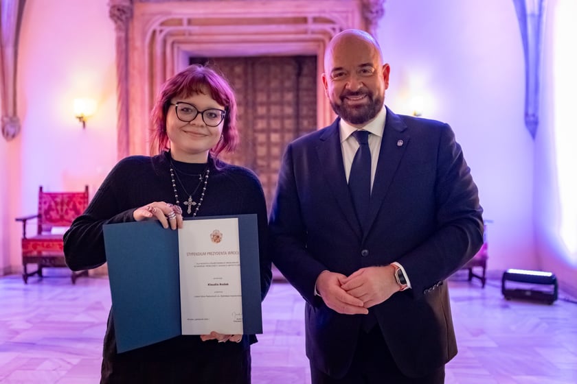 Uroczystość przyznania stypendi&oacute;w dla młodzieży wrocławskiej, uzdolnionej artystycznie