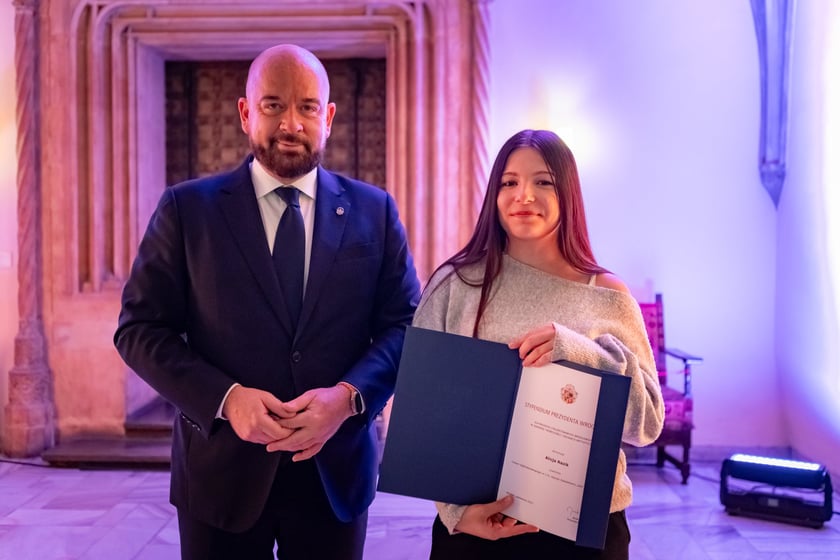 Uroczystość przyznania stypendi&oacute;w dla młodzieży wrocławskiej, uzdolnionej artystycznie